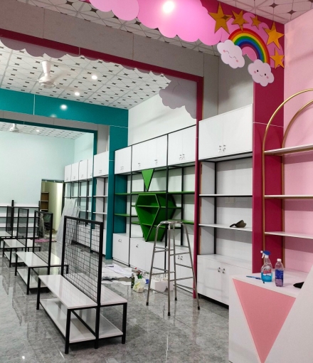 Thi công hoàn thiện shop  linh kiện Bình Dương