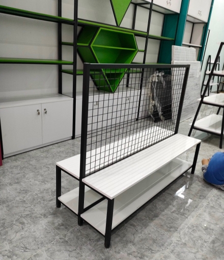 Thi công hoàn thiện shop  linh kiện Bình Dương