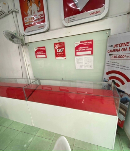Thi công hoàn thiện shop viettheo quận 8 cho a trai 