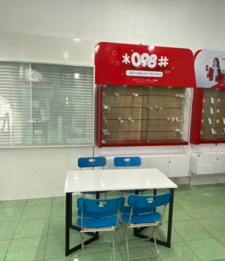 Thi công hoàn thiện shop viettheo quận 8 cho a trai 