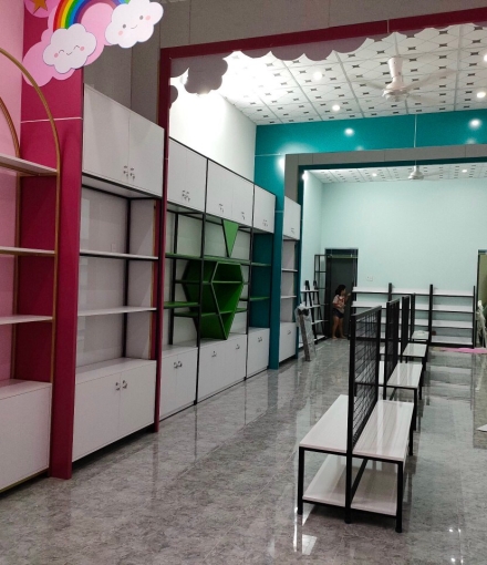 Thi công hoàn thiện shop  linh kiện Bình Dương