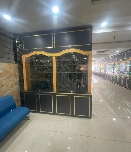 Thi công Hoàn thiện kệ trưng bày cho cửa hàng quận 1