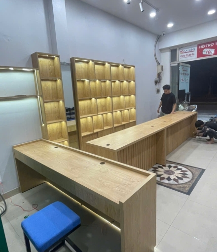 Thi công hoàn thiện   cửa hàng điện thoại quận 10