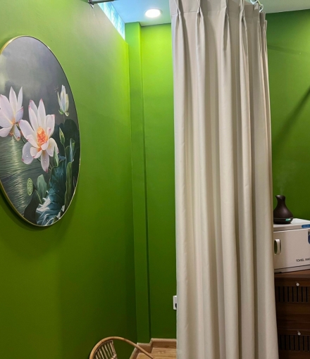 Thi công hoàn thiện    Spa quận 9