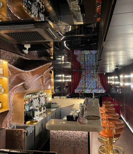   Thi công hoà thiện  Quán Bar Quận 1 