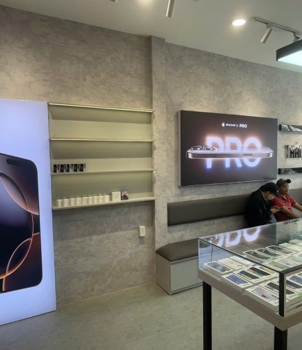 Thi công hoàn thiện  Shop điện thoại Thái Sơn ở Tp Long An