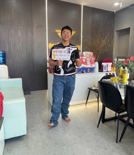 Thi công  hoàn thiện shop điện thoại Bình Phước 