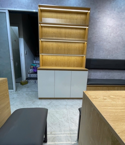 Thi công hoàn thiện shop điện thoại quận 10