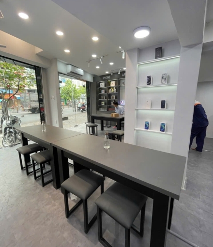 Thi công   Hoàn thiện shop điện thoại đường 3 tháng 2 quận 10