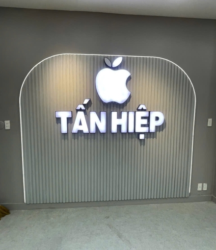 Thi công  Hoàn thiện shop điện thoại quận Tân Phú