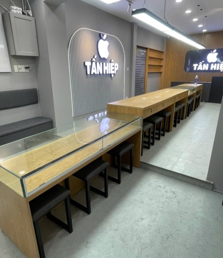 Thi công  Hoàn thiện shop điện thoại quận Tân Phú