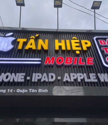 Thi công  Hoàn thiện shop điện thoại quận Tân Phú