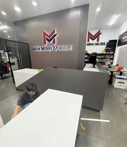 Thi công hoàn thiện shop điện thoại Quận 12 