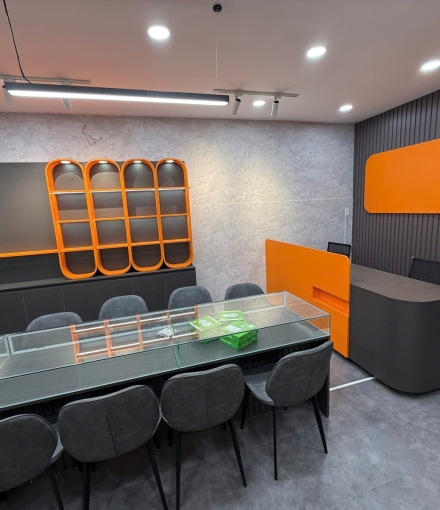 Thi công hoàn  thiện shop điện thoại Thạnh Phú Bến Tre 